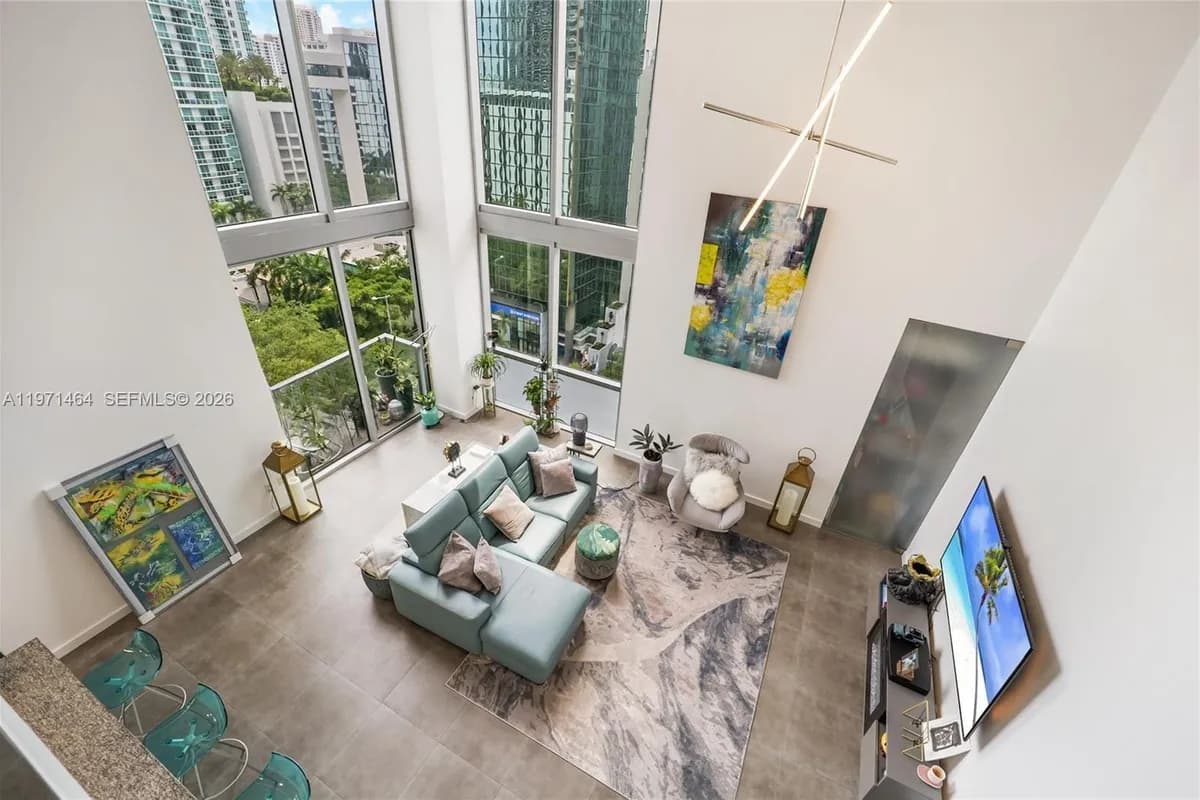 1060 Brickell Ave # 1003, Miami FL 33131