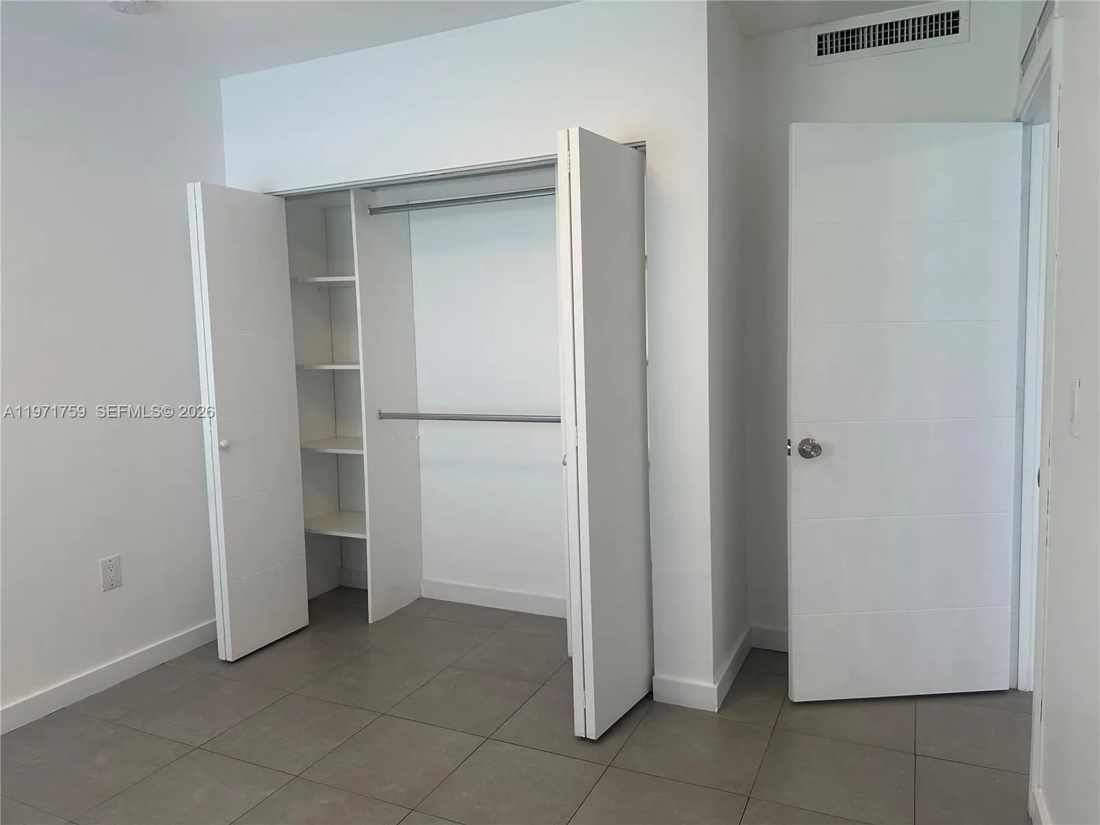 2206 Simms St, Hollywood FL 33020