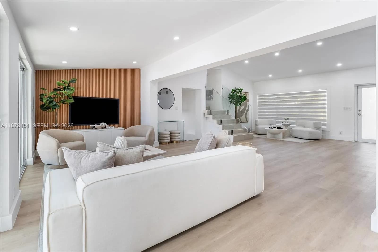 2548 Tortugas Ln, Fort Lauderdale FL 33312