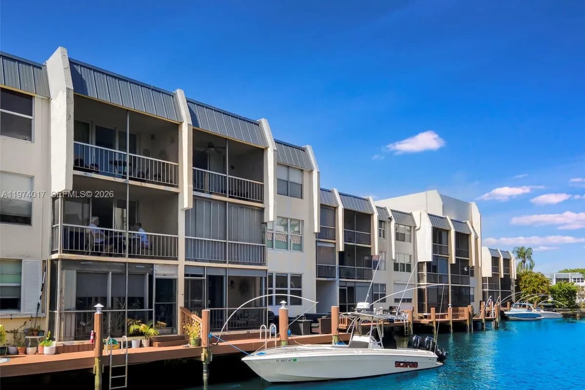 777 S Federal Hwy # 109E, Pompano Beach FL 33062