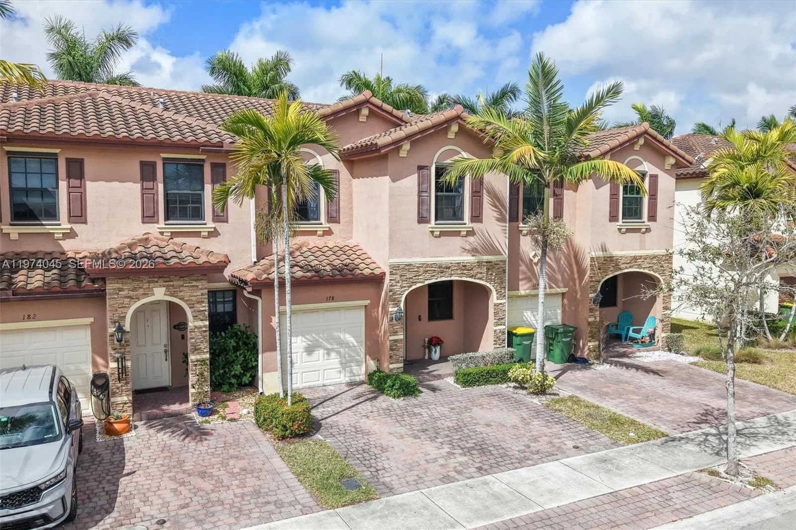 178 SE 33rd Ter, Homestead FL 33033