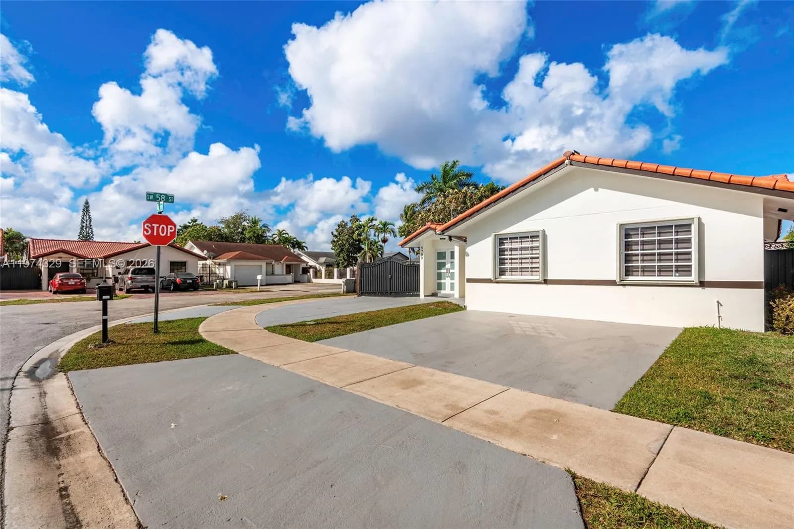 5790 SW 148th Pl, Miami FL 33193