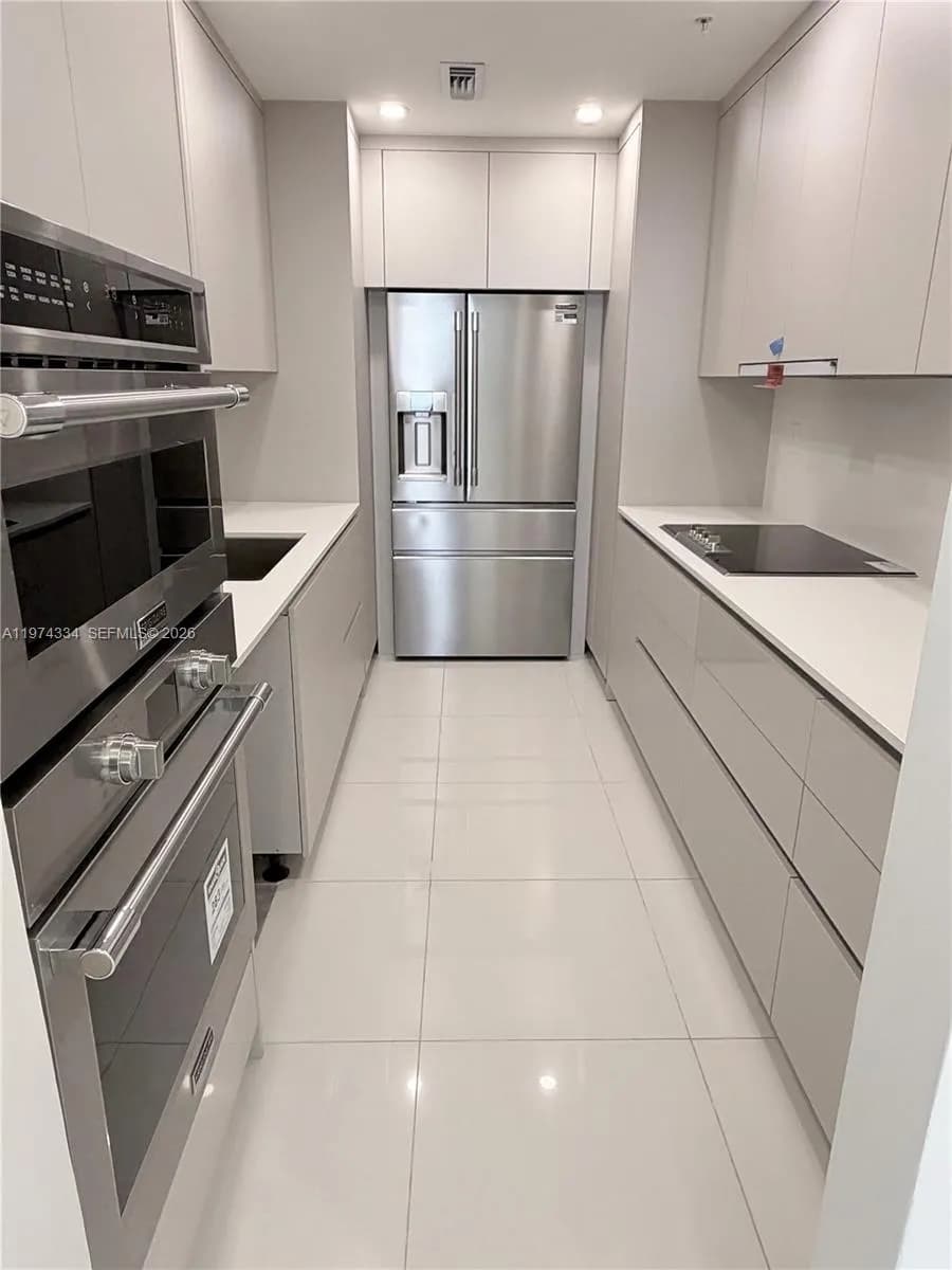 3001 S Ocean Dr # 511, Hollywood FL 33019