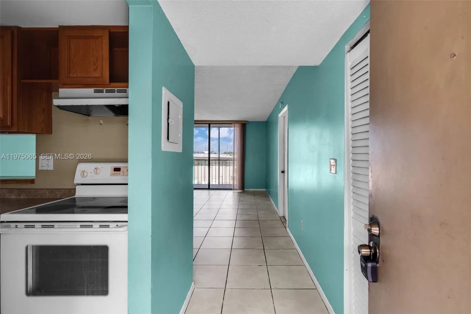 8615 NW 8th St # 421, Miami FL 33126