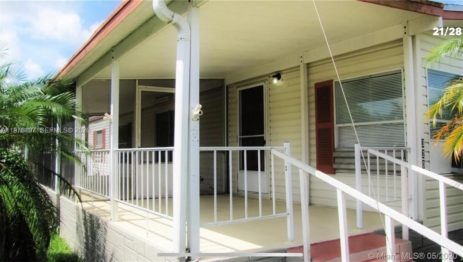 19800 SW 180 ave #320, Miami FL 33187