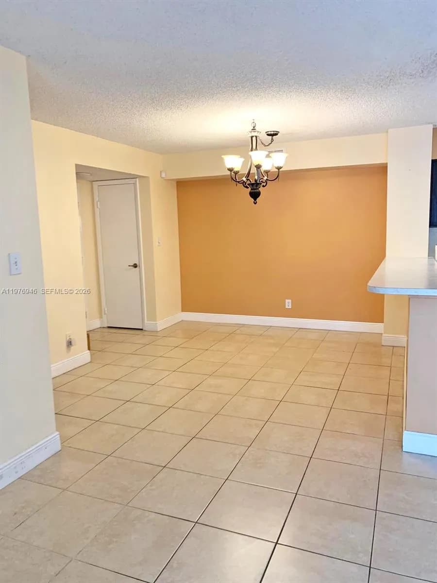 650 S Park Rd # 5, Hollywood FL 33021