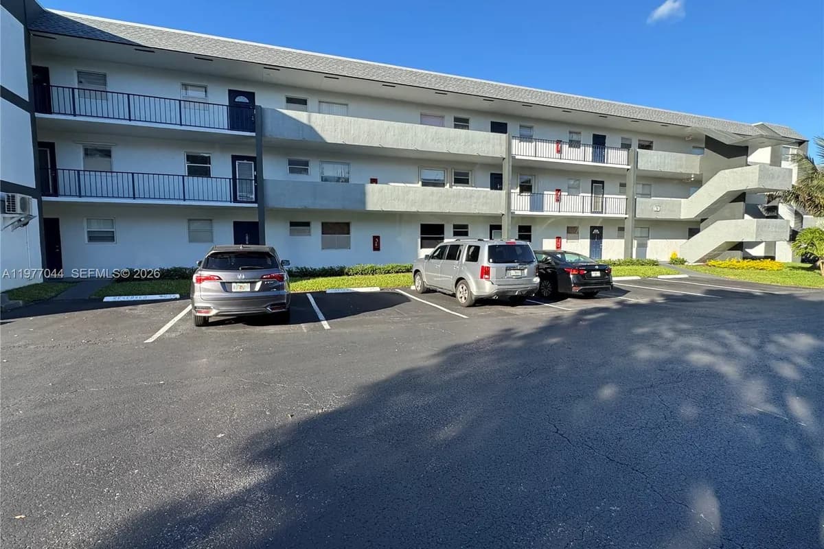 8330 Sands Point Blvd # N208, Tamarac FL 33321