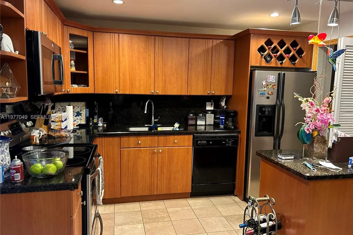 11219 SW 33 RD Circle PL 11219 SW 33 RD Cir Pl, Miami FL 33165