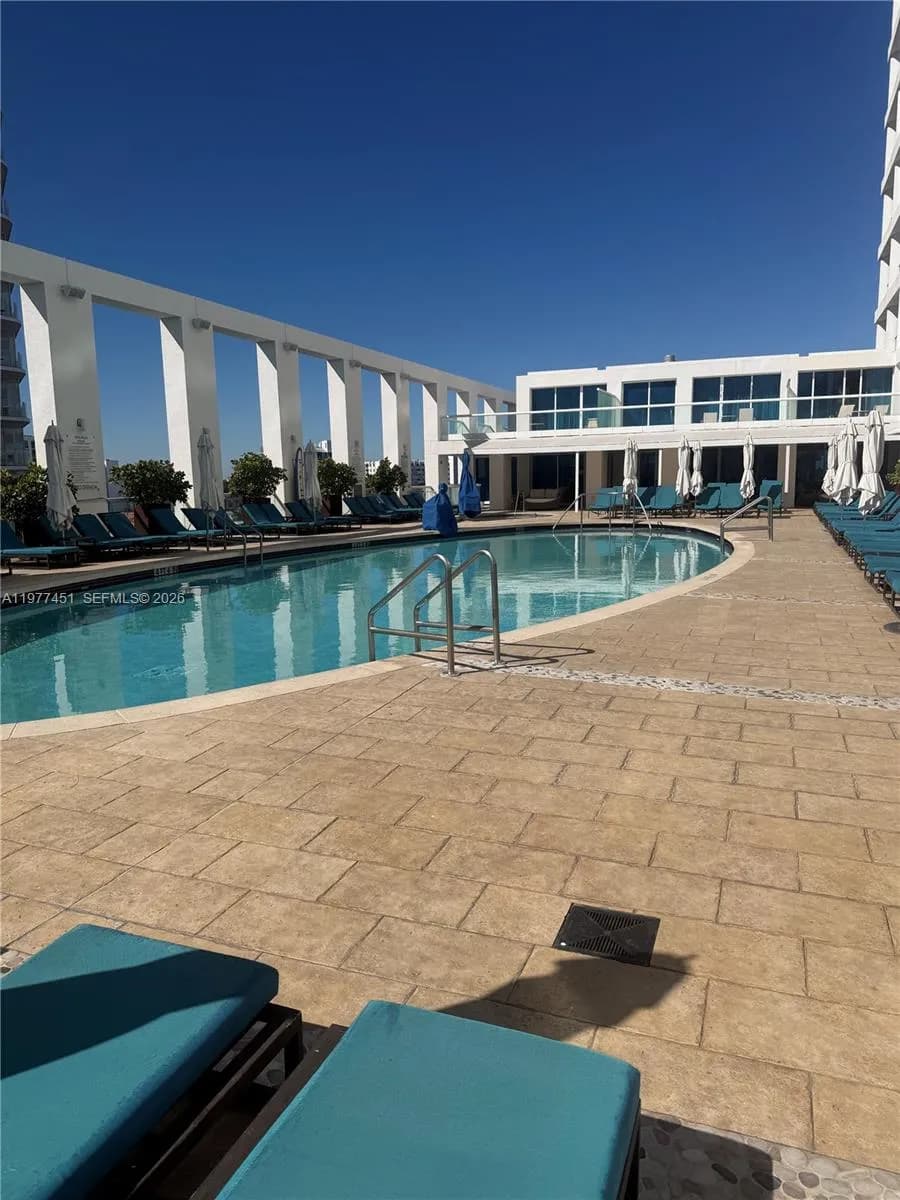 551 N Fort Lauderdale Beach Blvd # R2201, Fort Lauderdale FL 33304