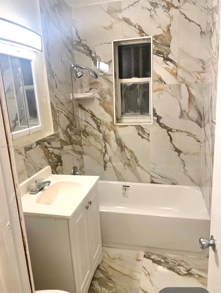 10761 SW 221st St, Miami FL 33170