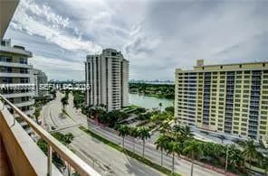 5555 Collins Ave # 15W, Miami Beach FL 33140