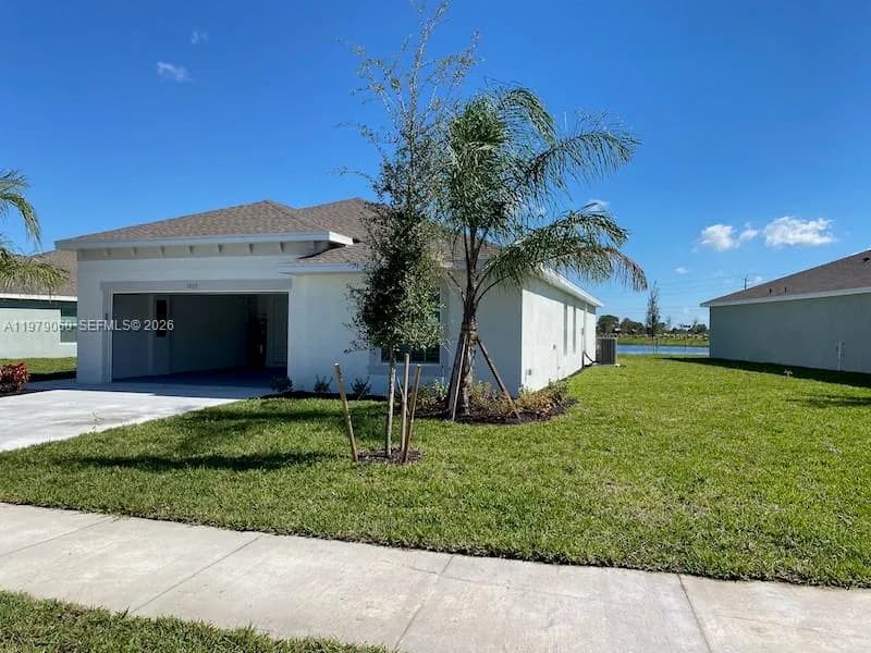 4 bedroom 2 bath for sale at 3868 Treasure Oak Way, Fort Myers FL 33905