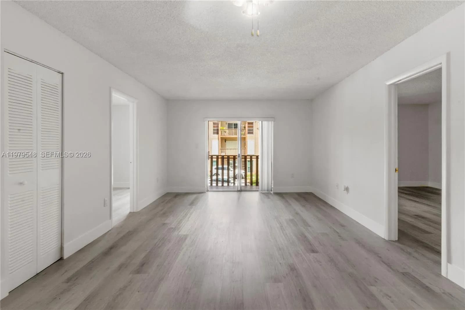 4855 NW 7th St # 6, Miami FL 33126