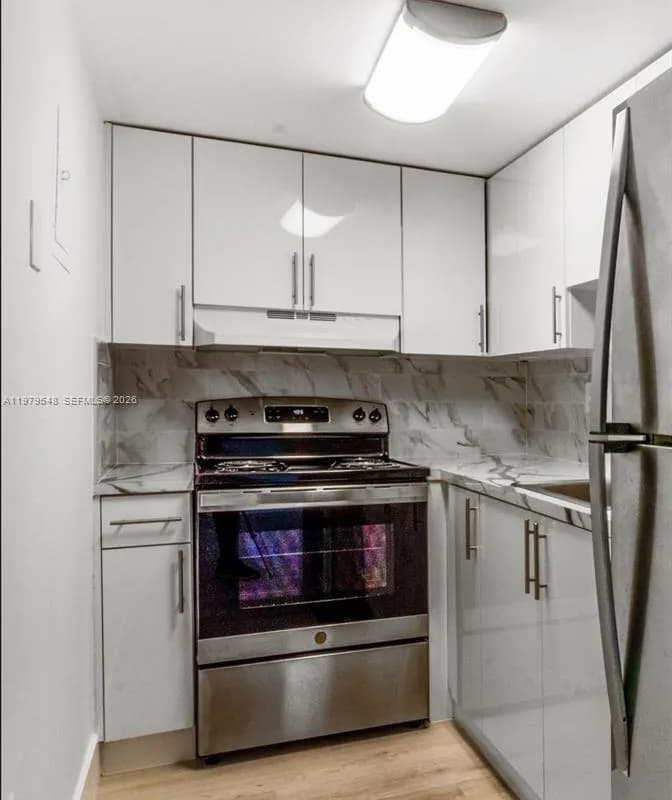 4855 NW 7th St # 6, Miami FL 33126