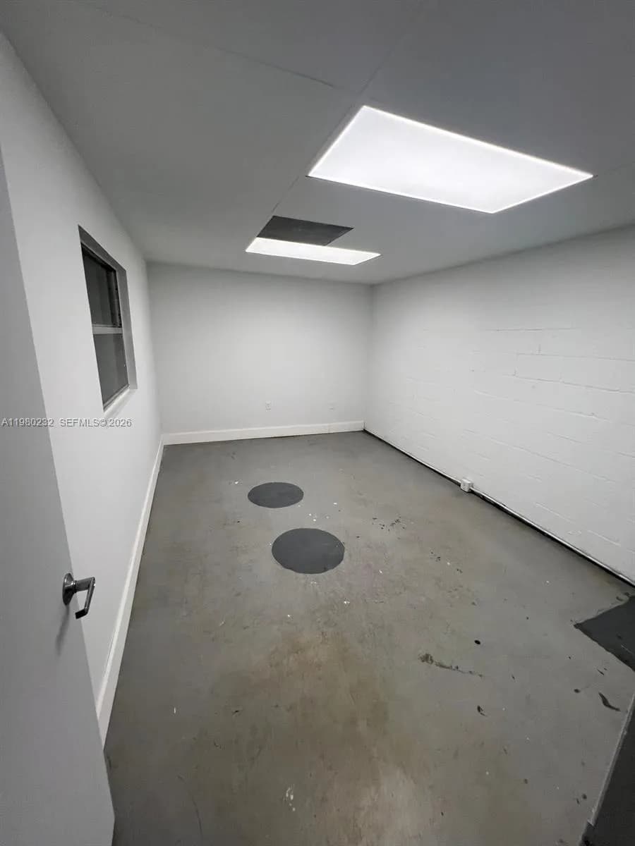 8416 NW 61st St # 4, Miami FL 33166