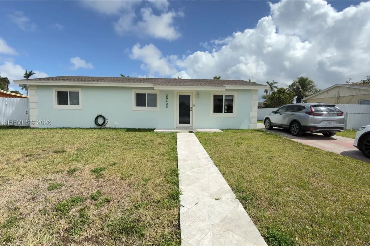 30605 SW 152nd Ct, Homestead FL 33033