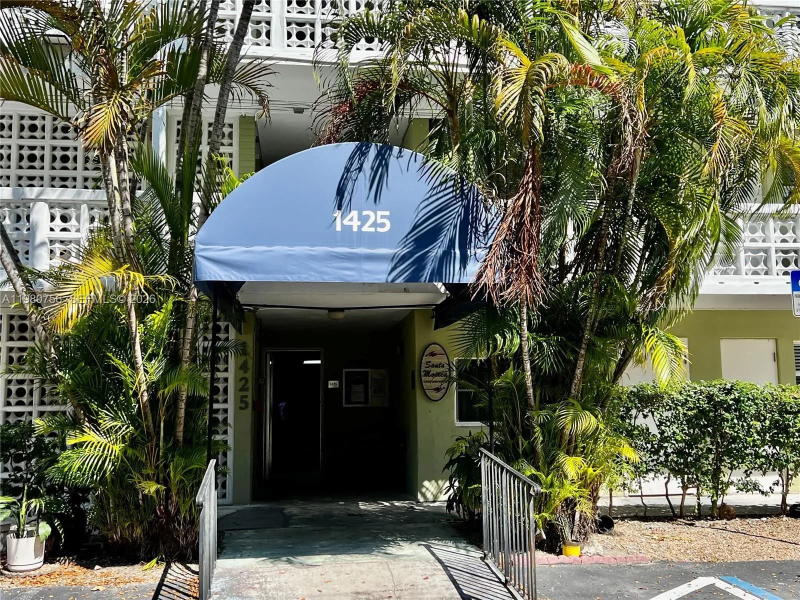 1425 Arthur St # 402A, Hollywood FL 33020