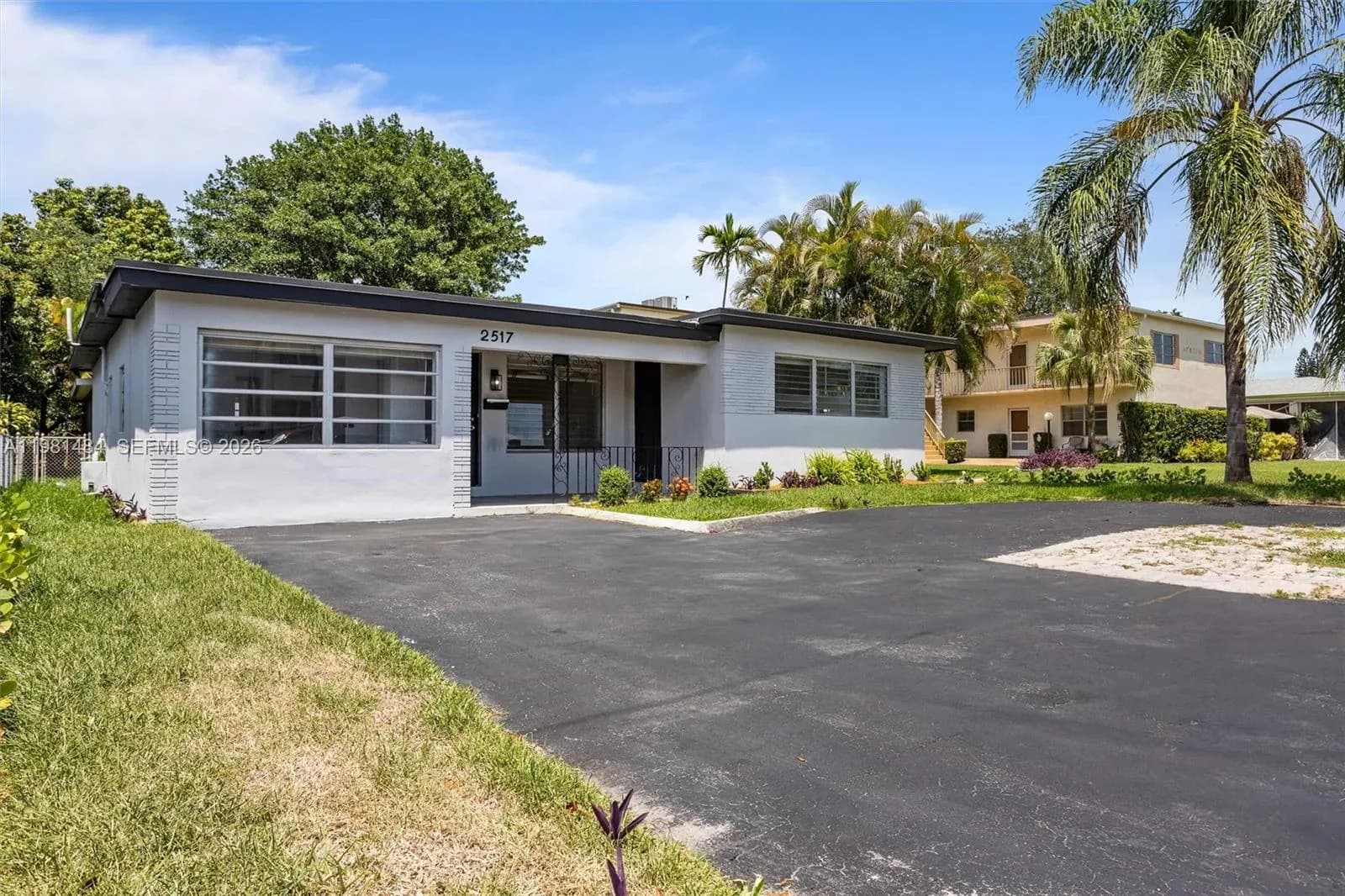 2517 Polk St, Hollywood FL 33020