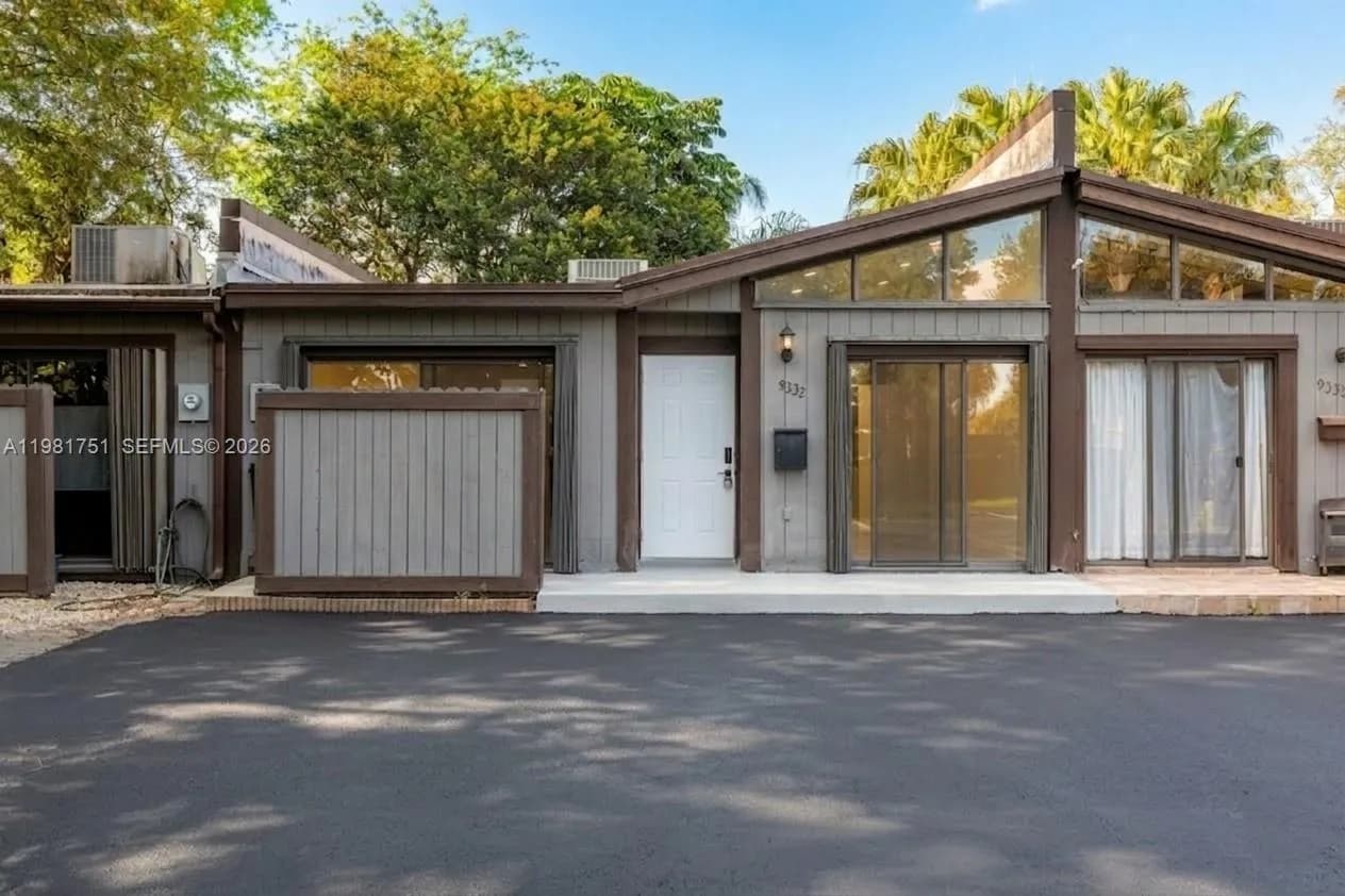 9332 SW 132nd St, Miami FL 33176