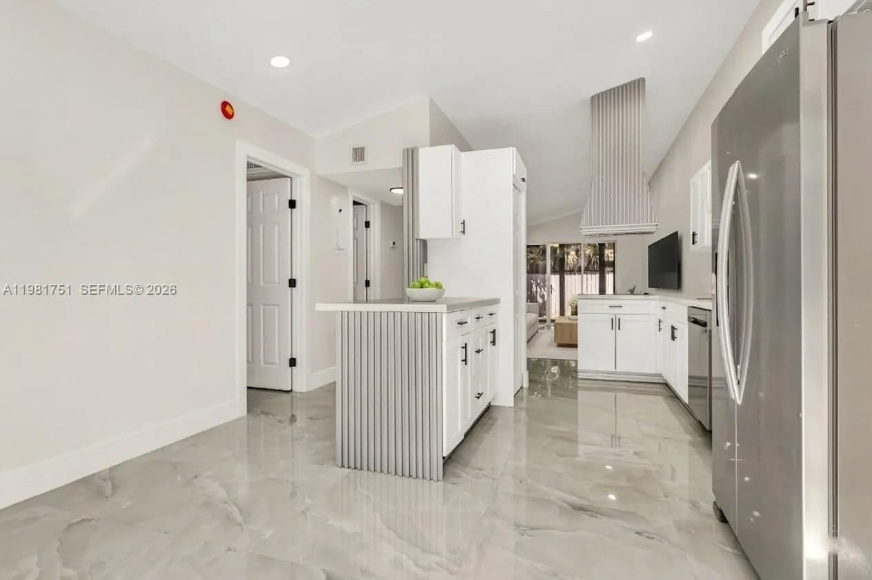 9332 SW 132nd St, Miami FL 33176