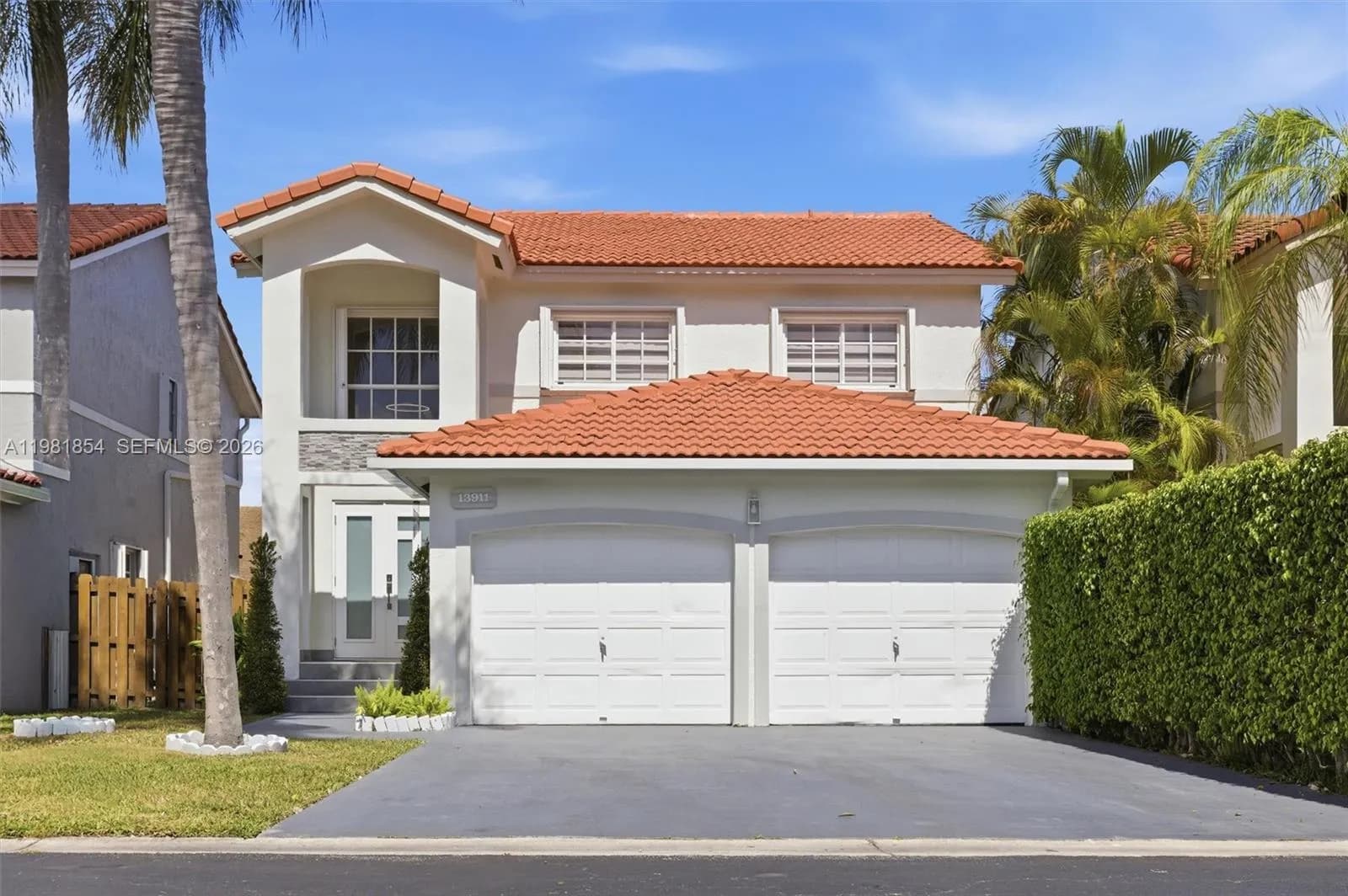 13911 SW 100th Ln, Miami FL 33186