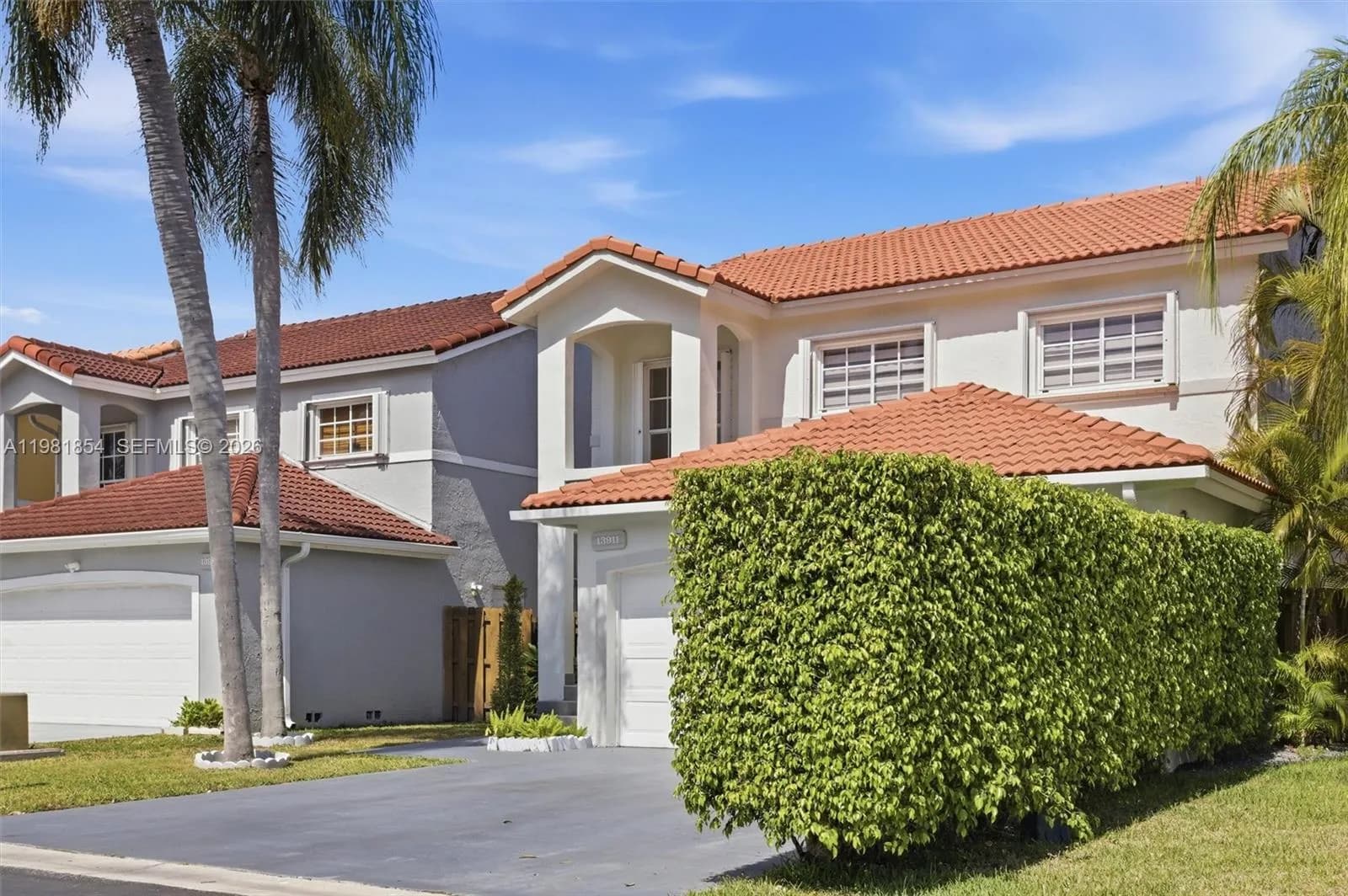 13911 SW 100th Ln, Miami FL 33186