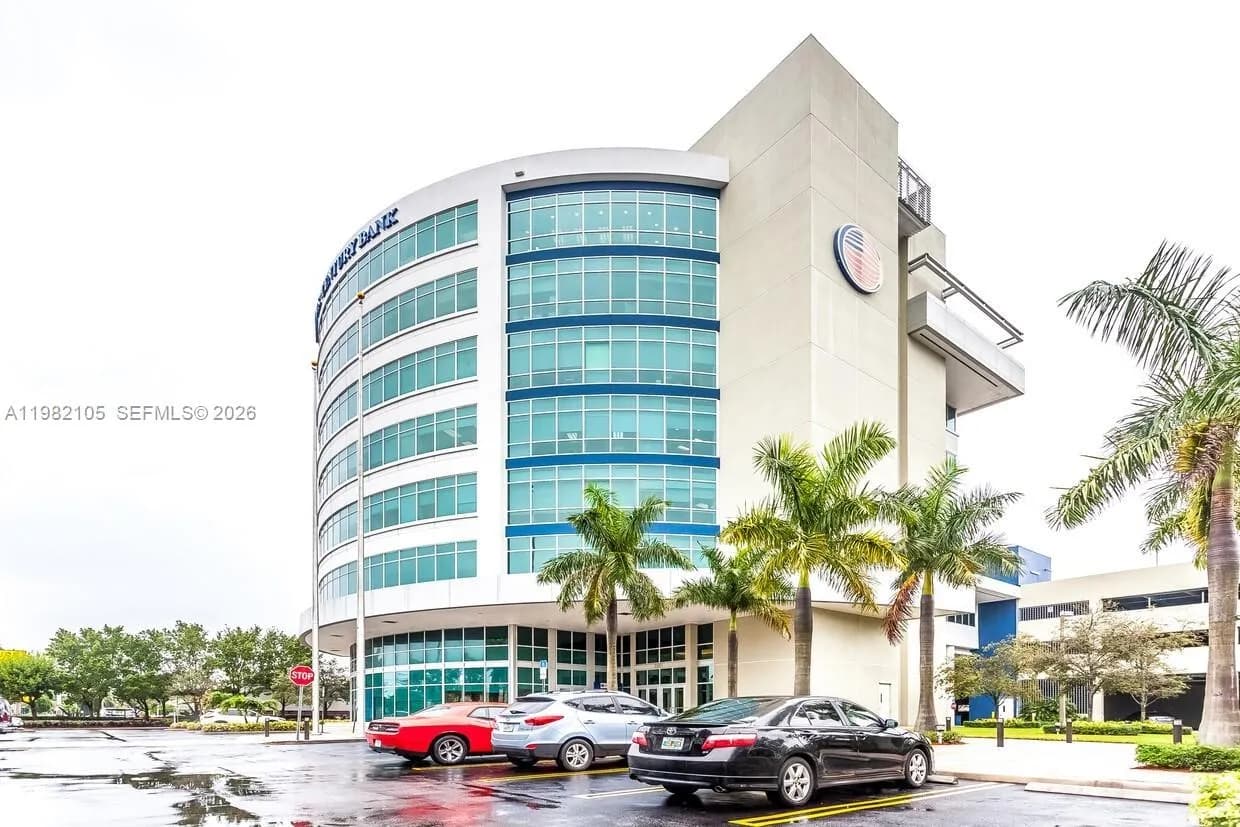 2301 NW 87th Ave # 4, Doral FL 33172
