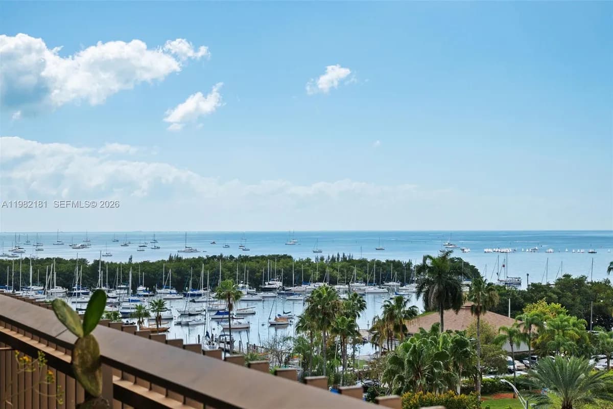 2901 S Bayshore Dr # 8E, Coconut Grove FL 33133