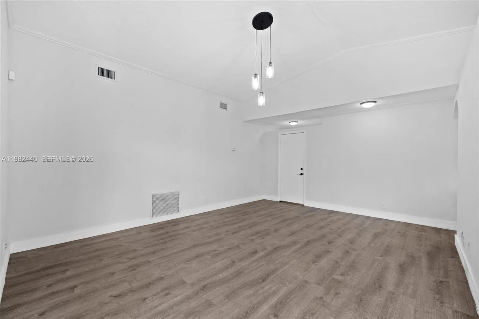 8050 SW 157th Pl, Miami FL 33193