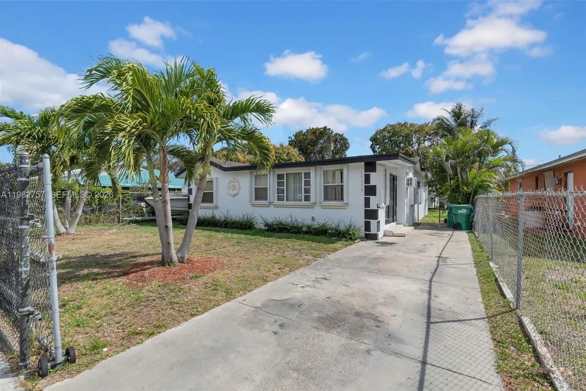 10230 SW 172nd St, Miami FL 33157