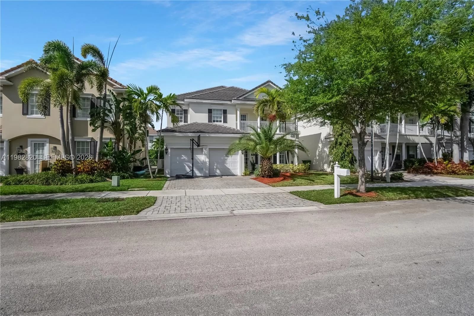 1419 SW 21st Ct, Fort Lauderdale FL 33315