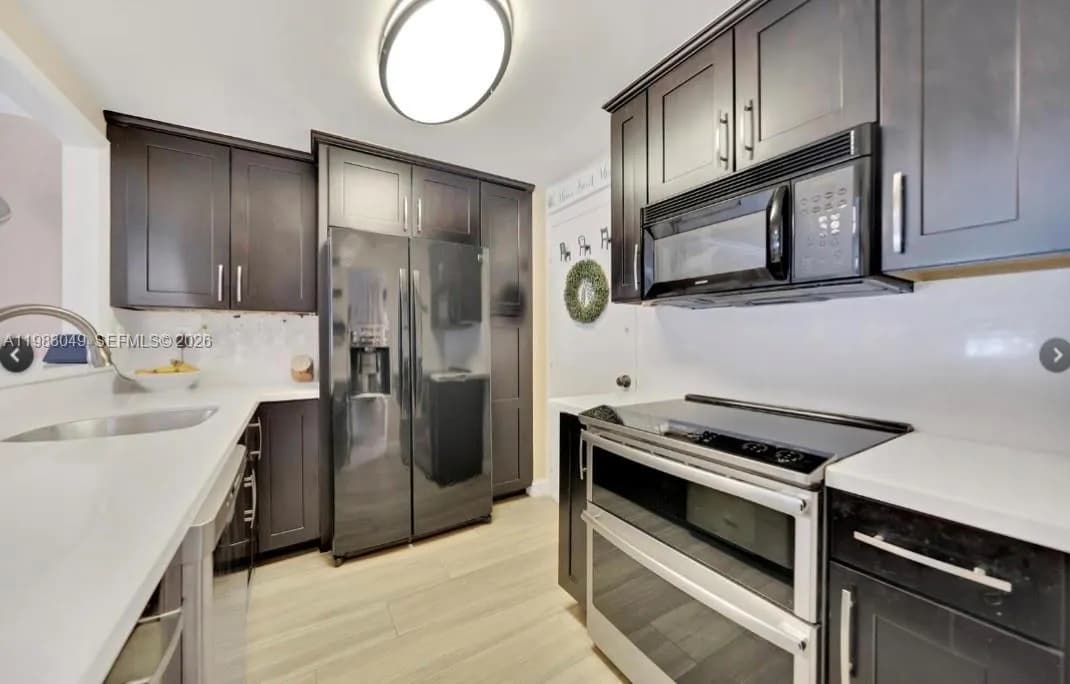 9001 SW 77th Ave # C202, Miami FL 33156