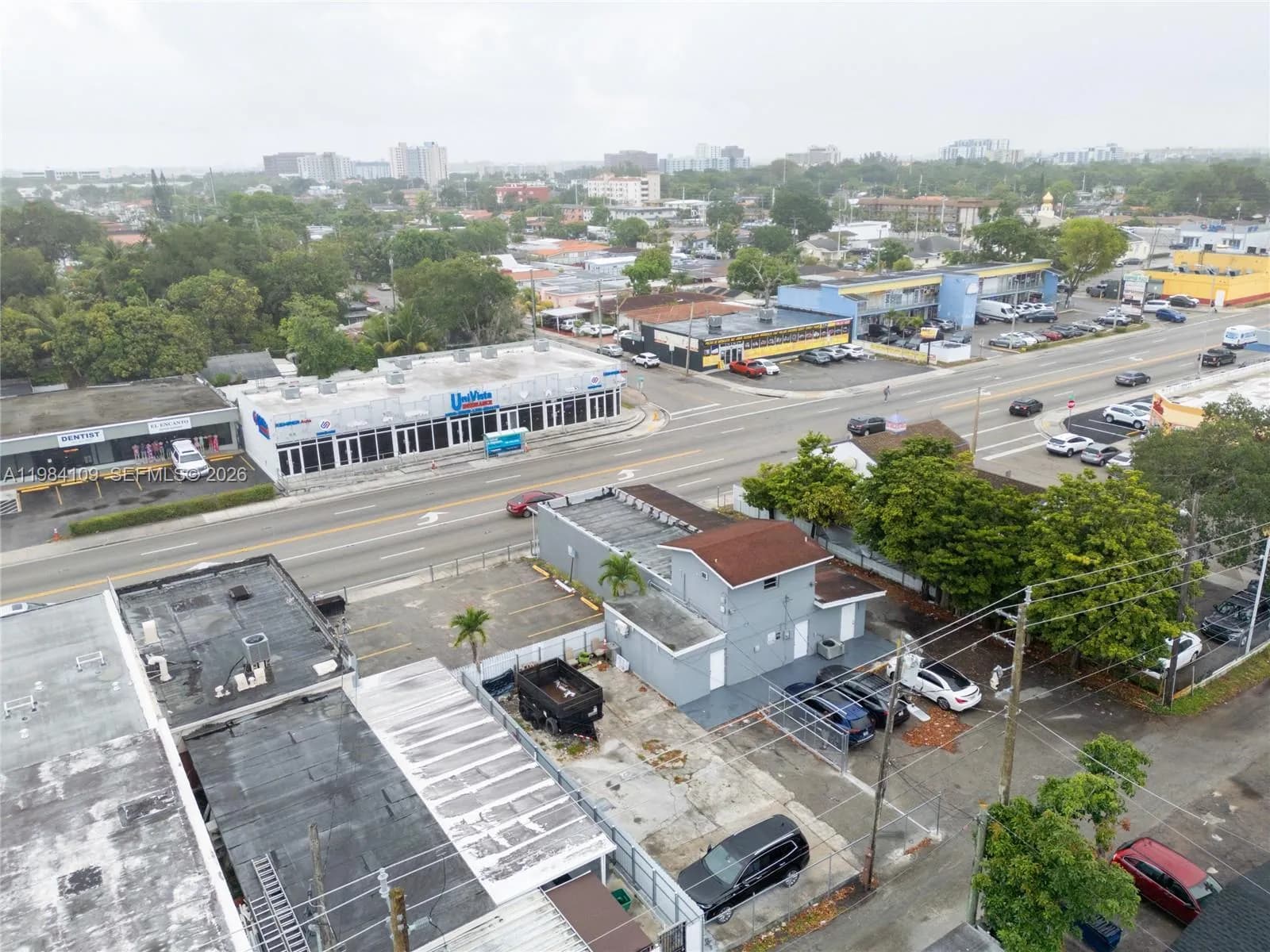 5810 W Flagler St # 5810, Miami FL 33144