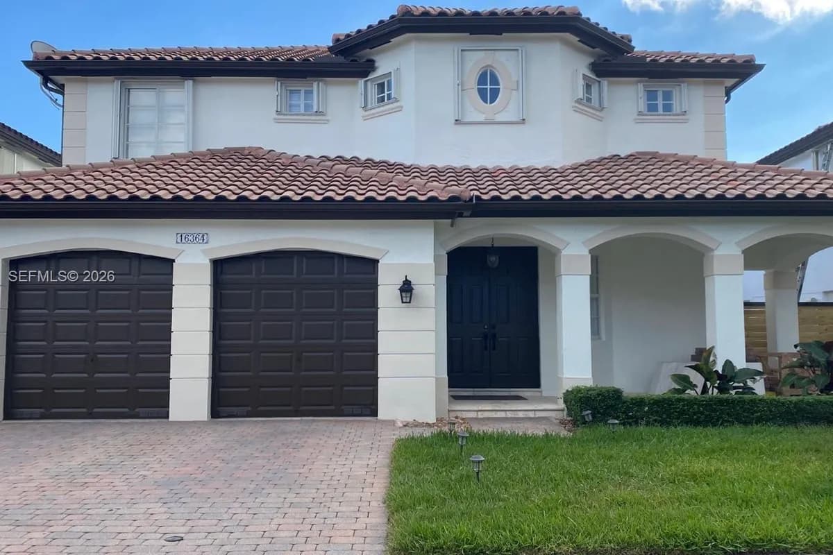 16364 SW 63rd Ter, Miami FL 33193