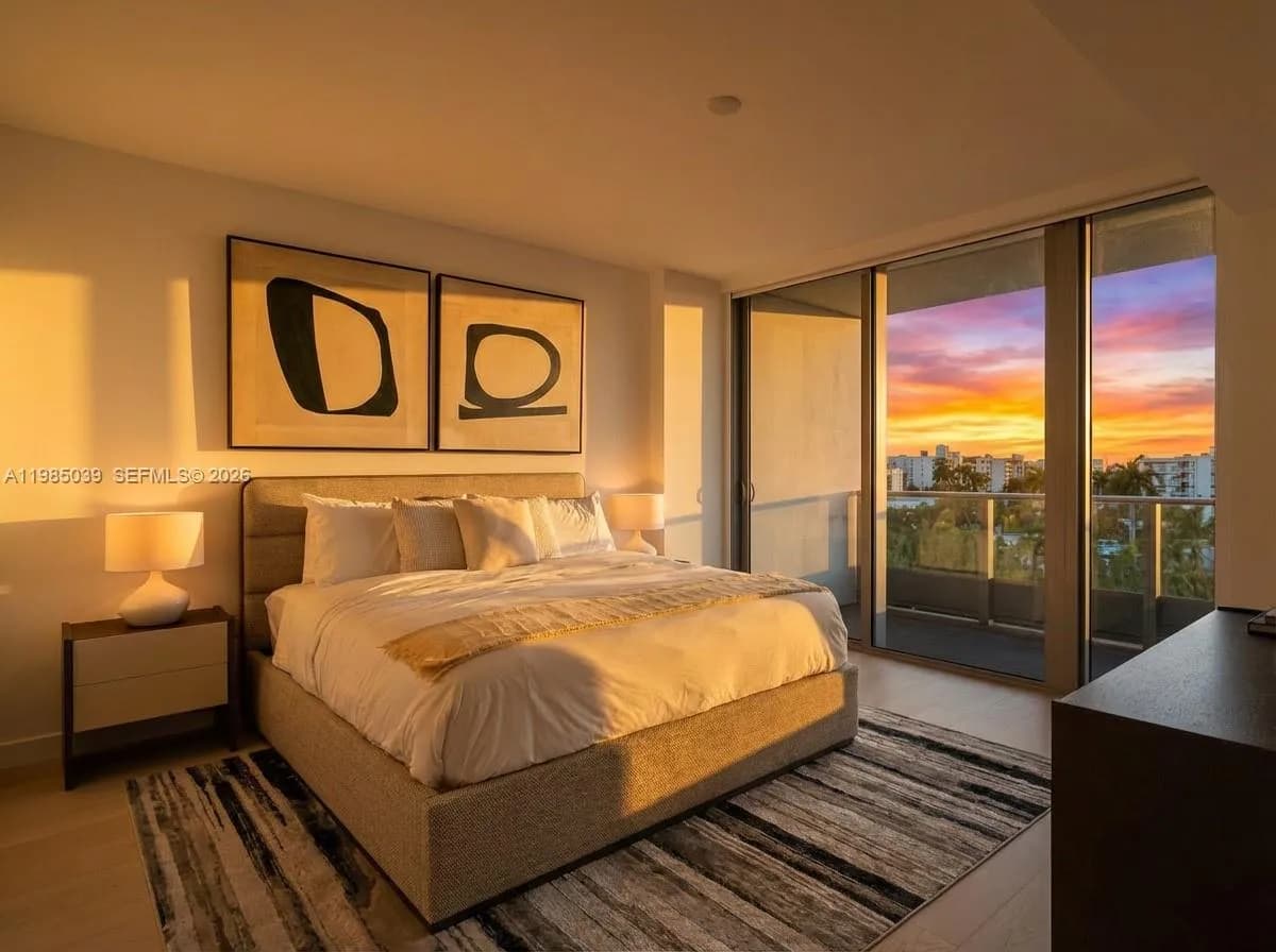 9201 E Bay Harbor Dr, Bay Harbor Islands FL 33154