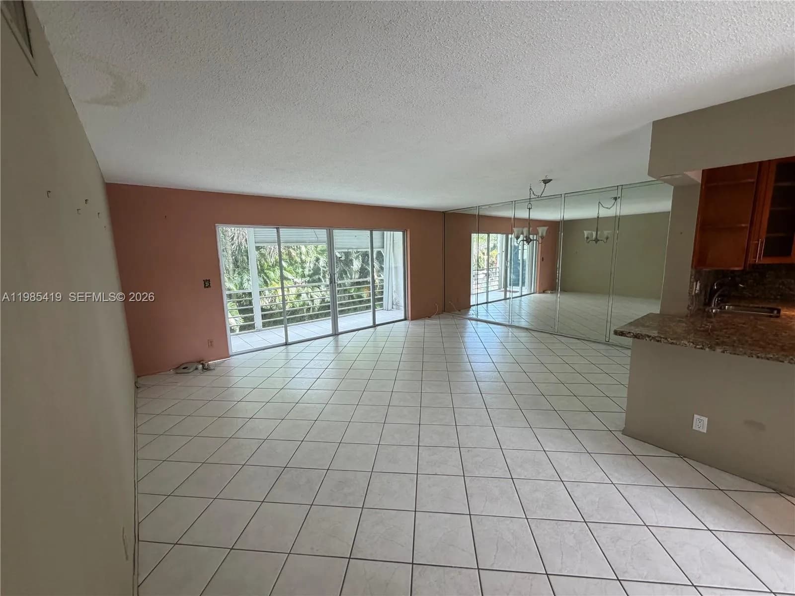 1000 NE 14th Ave # 201, Hallandale Beach FL 33009