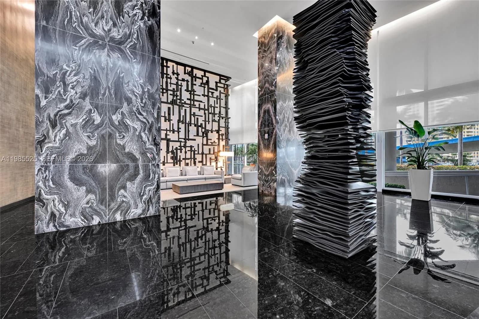 1800 S Ocean Dr # 3908, Hallandale Beach FL 33009