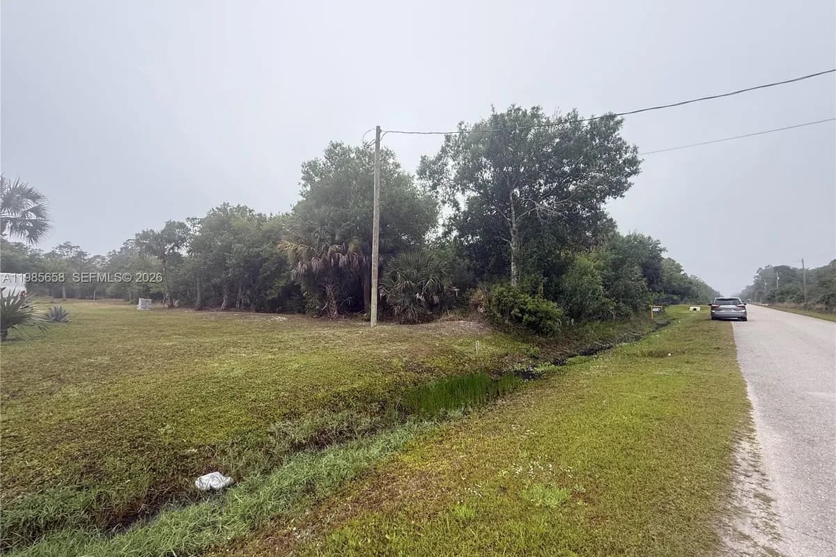 GOLDEN GATE EST E 46, Naples FL 34120