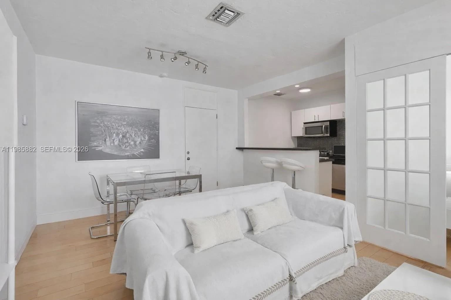 1001 7th St # 202, Miami Beach FL 33139