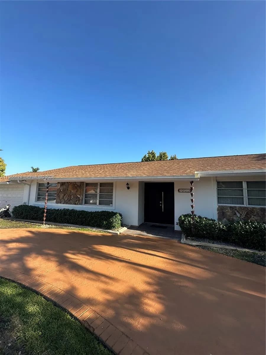 9814 SW 4th Ter, Miami FL 33174