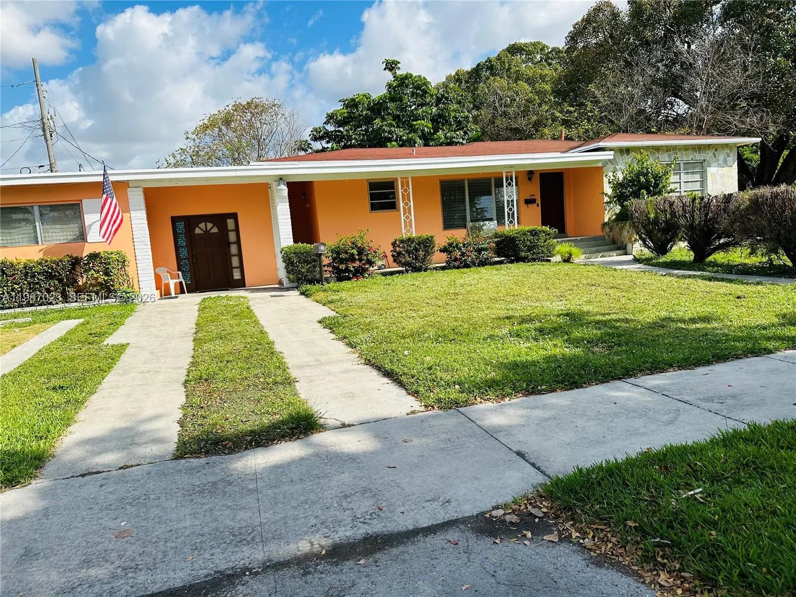 5705 SW 39th St., Miami FL 33155-2842