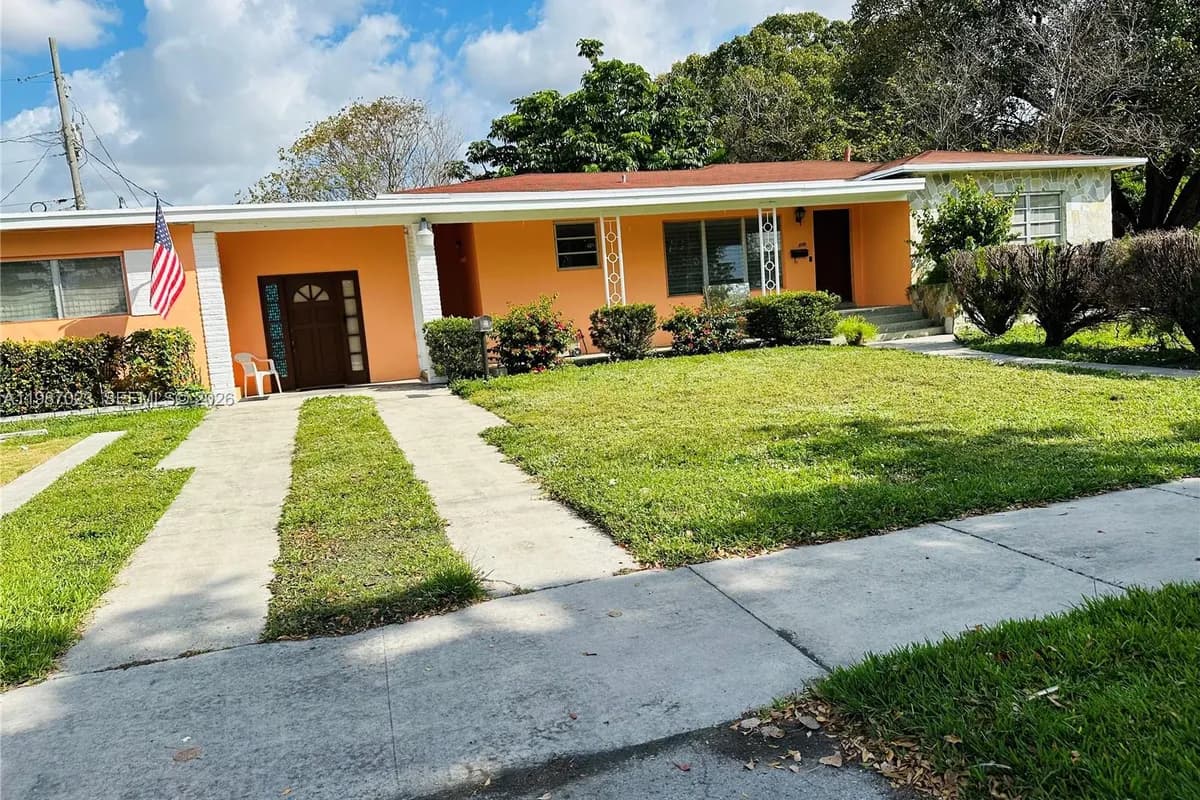 5705 SW 39th St., Miami FL 33155-2842