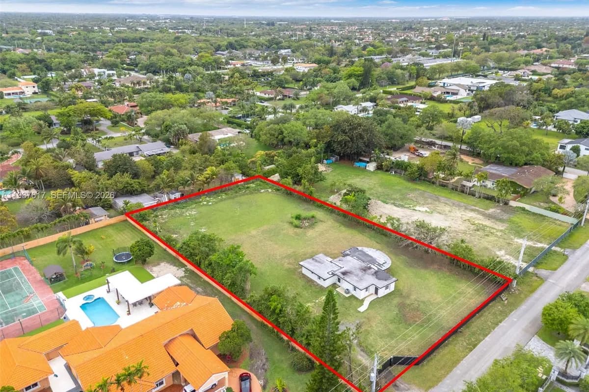 9840 SW 60th St, Miami FL 33173