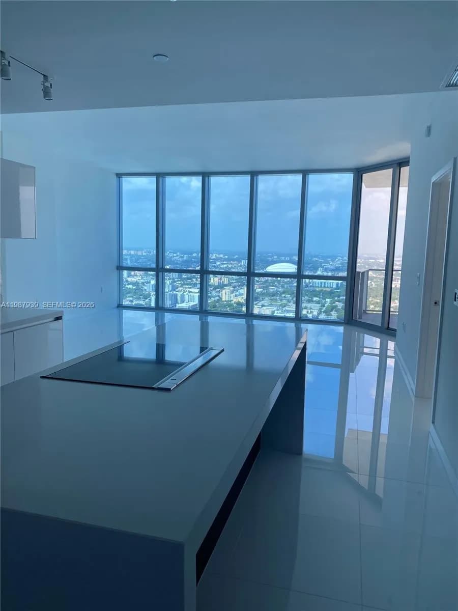 851 NE 1st Ave # 4604, Miami FL 33132