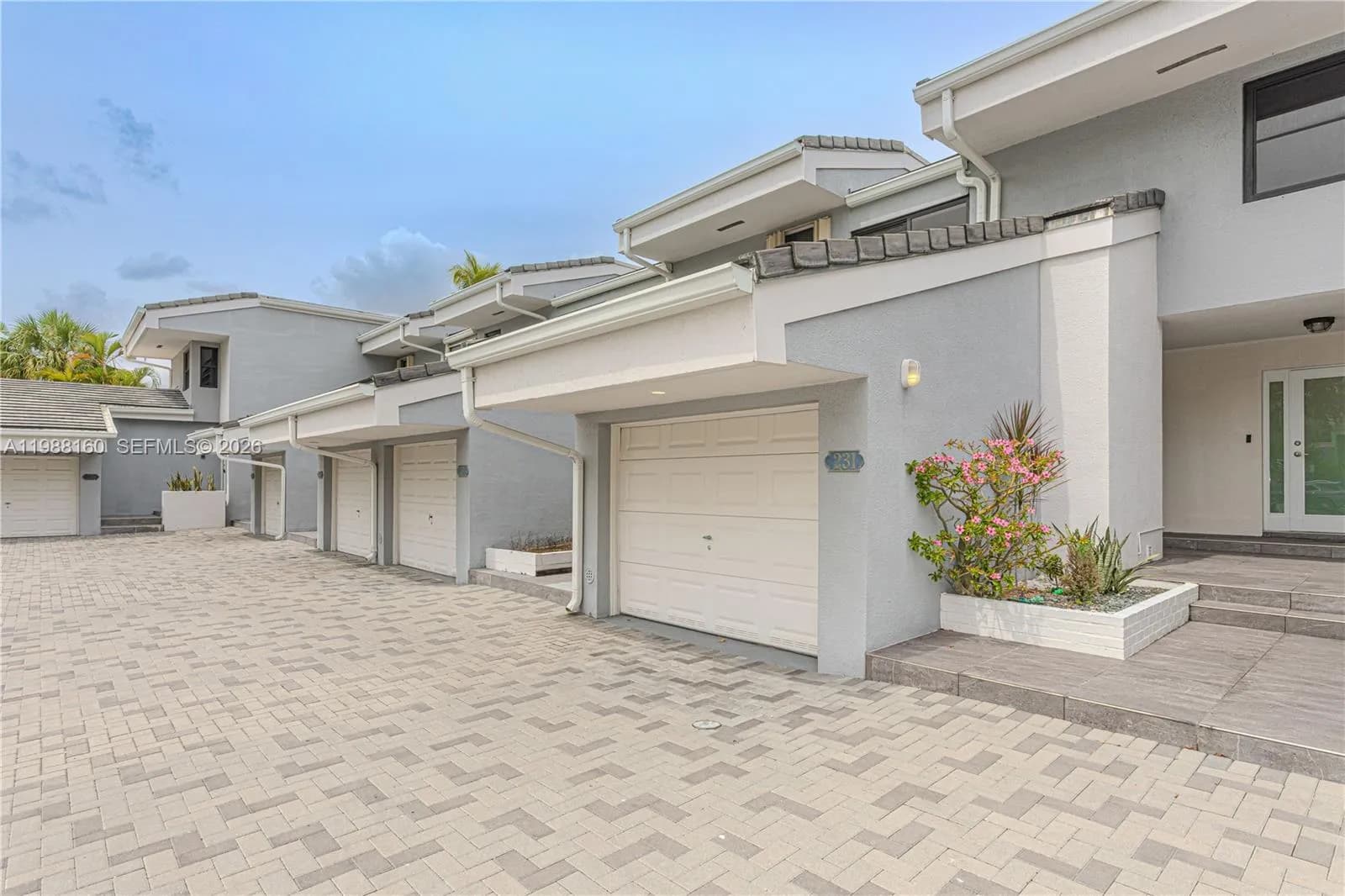 231 Poinciana Dr # 401, Sunny Isles Beach FL 33160