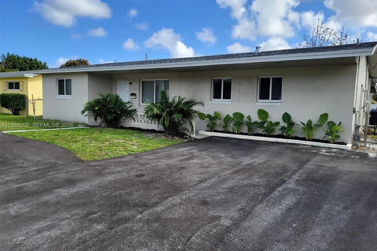 5510 Johnson St, Hollywood FL 33021