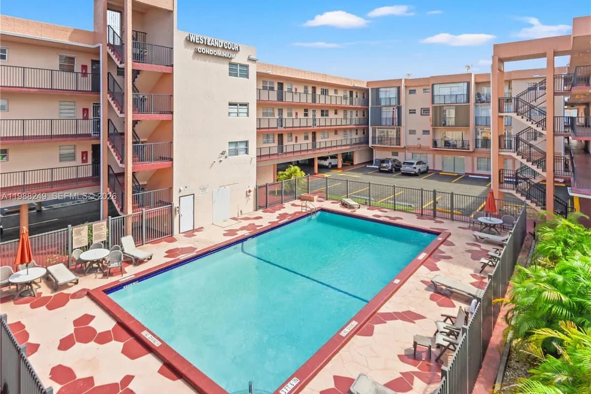 1855 W 60th St # 311, Hialeah FL 33012