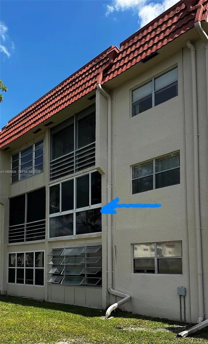 2701 E Sunrise Lakes Dr # 209, Sunrise FL 33322