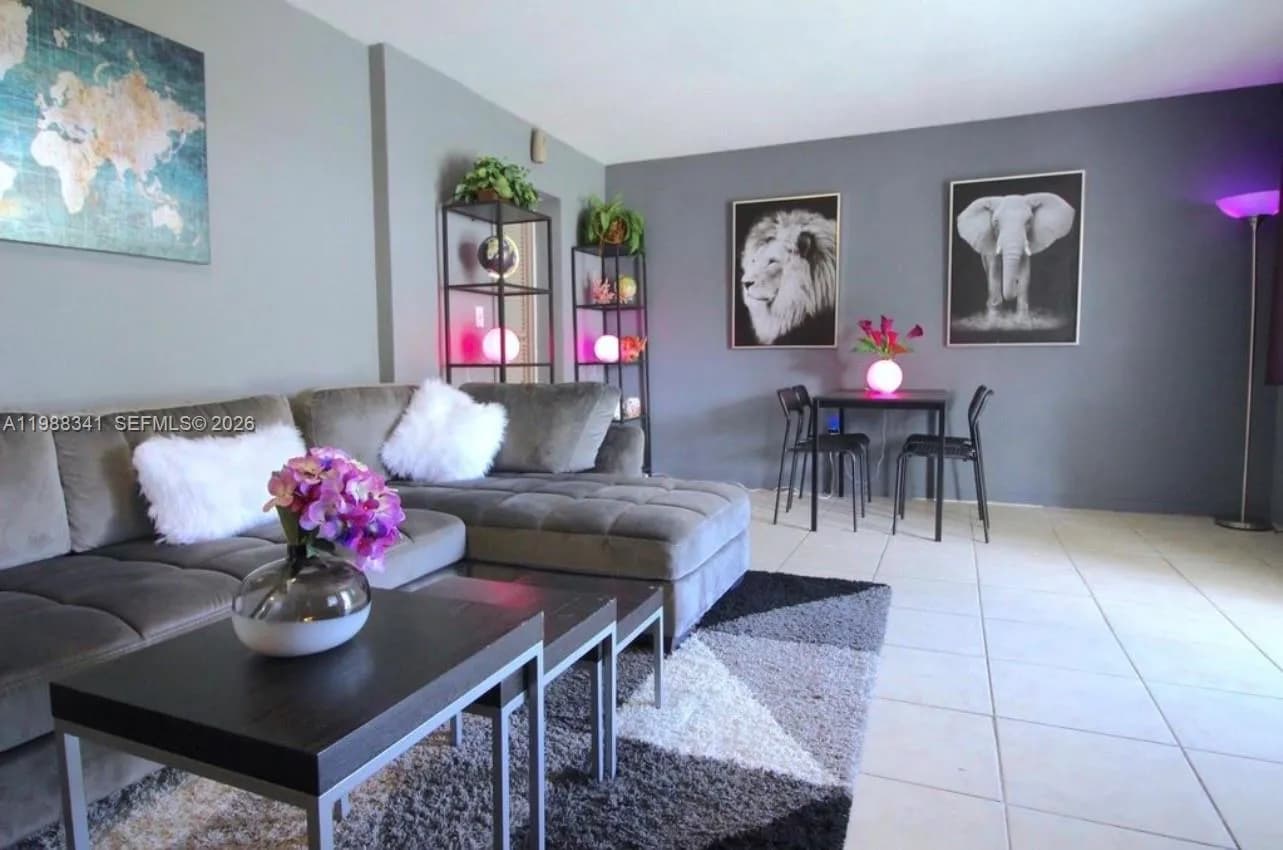 2120 NE 168th St # C, North Miami Beach FL 33162