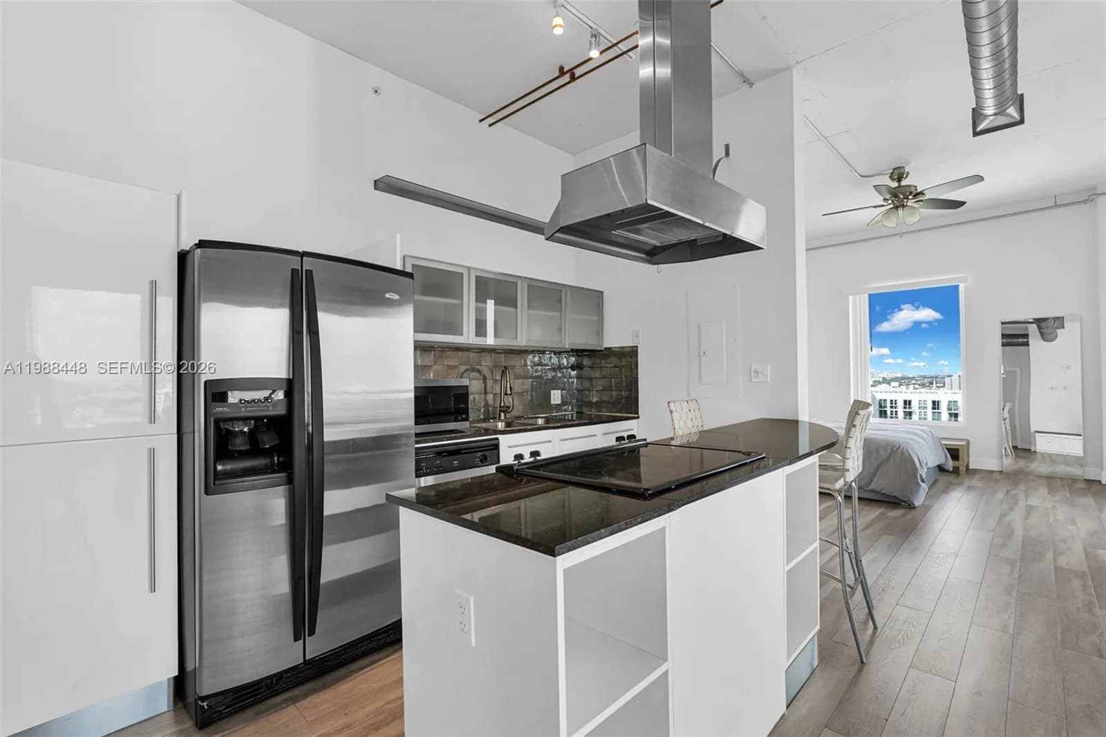 10 SW South River Dr # 1615, Miami FL 33130